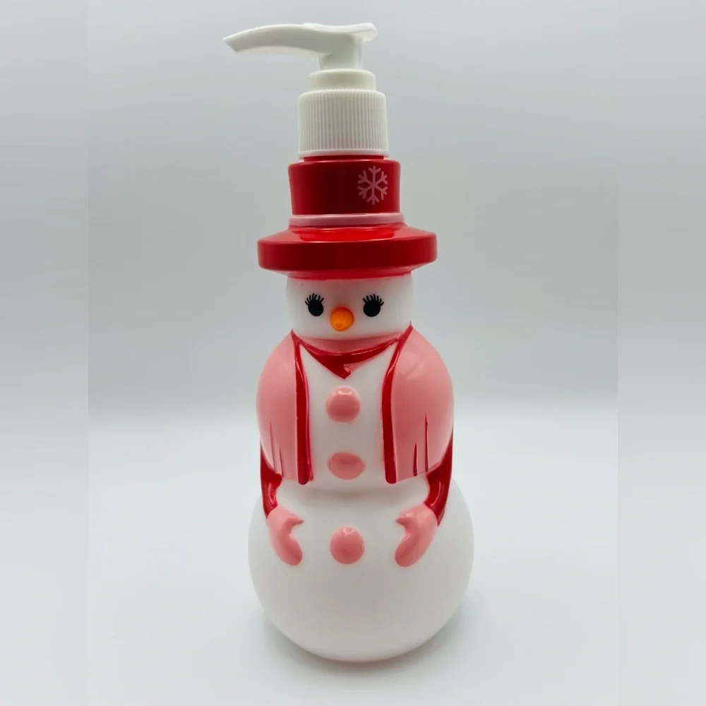 Avon Jolly Snowwoman Decanter Soap Pump 2005 Holiday Dispenser NIB